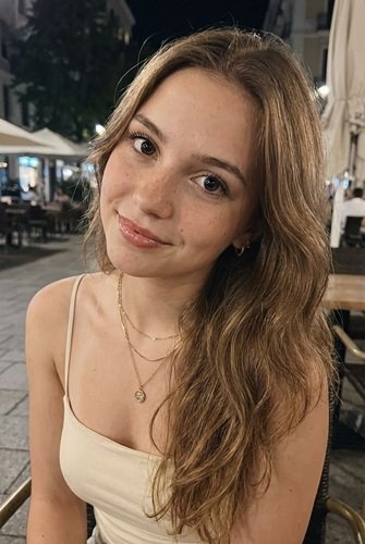 AI Image: Portrait of Beautiful Young Woman